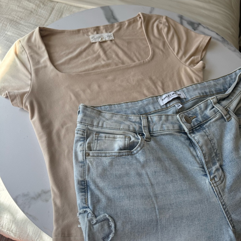 Beige Top and Light Blue Jeans Set